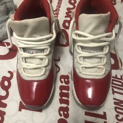 Mid Jordan 11 Cherry 