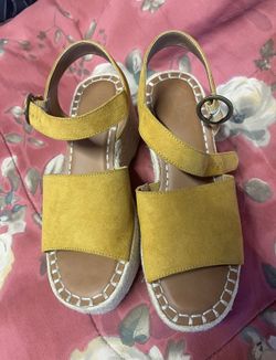 Bonitas Sapatillas Para Dama Muy Comodas. Bien Cuidadas. Limpiar 👍👡👠