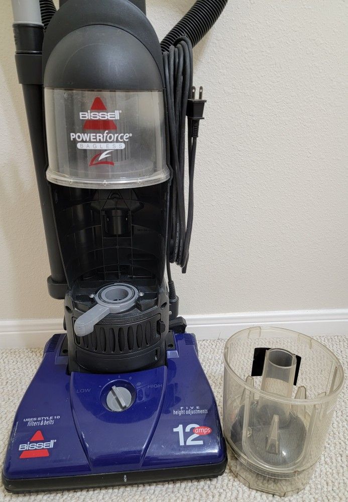 Bissell Powerforce Upright Bagless Vacuum Model 65793 12 Amps for