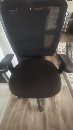 Black Mesh Back Office Chair
