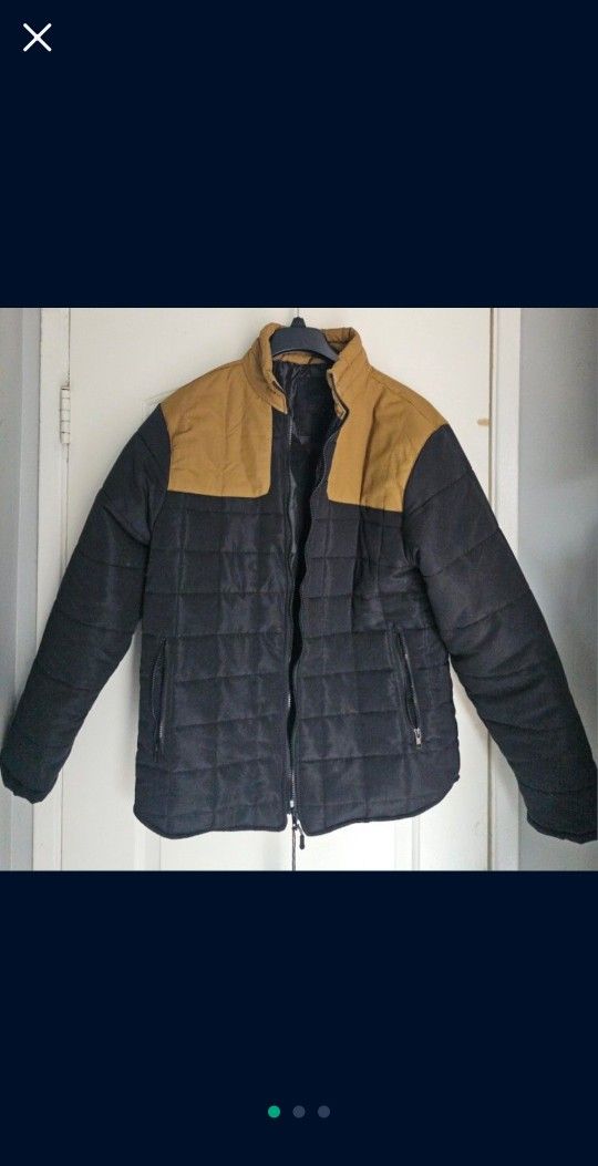 Men's Jacket XL Black Chamarra Puffer
Bomber