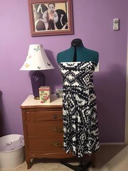 OU11060 sleeveless Dress/Skirt 3 in 1. NWOT