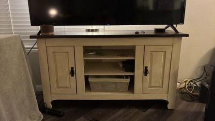 TV stand