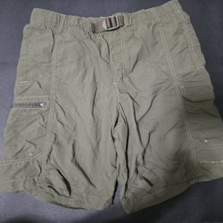 Columbia Omni Shade Shorts Men's Small Green Cargo Belted Mesh Liner