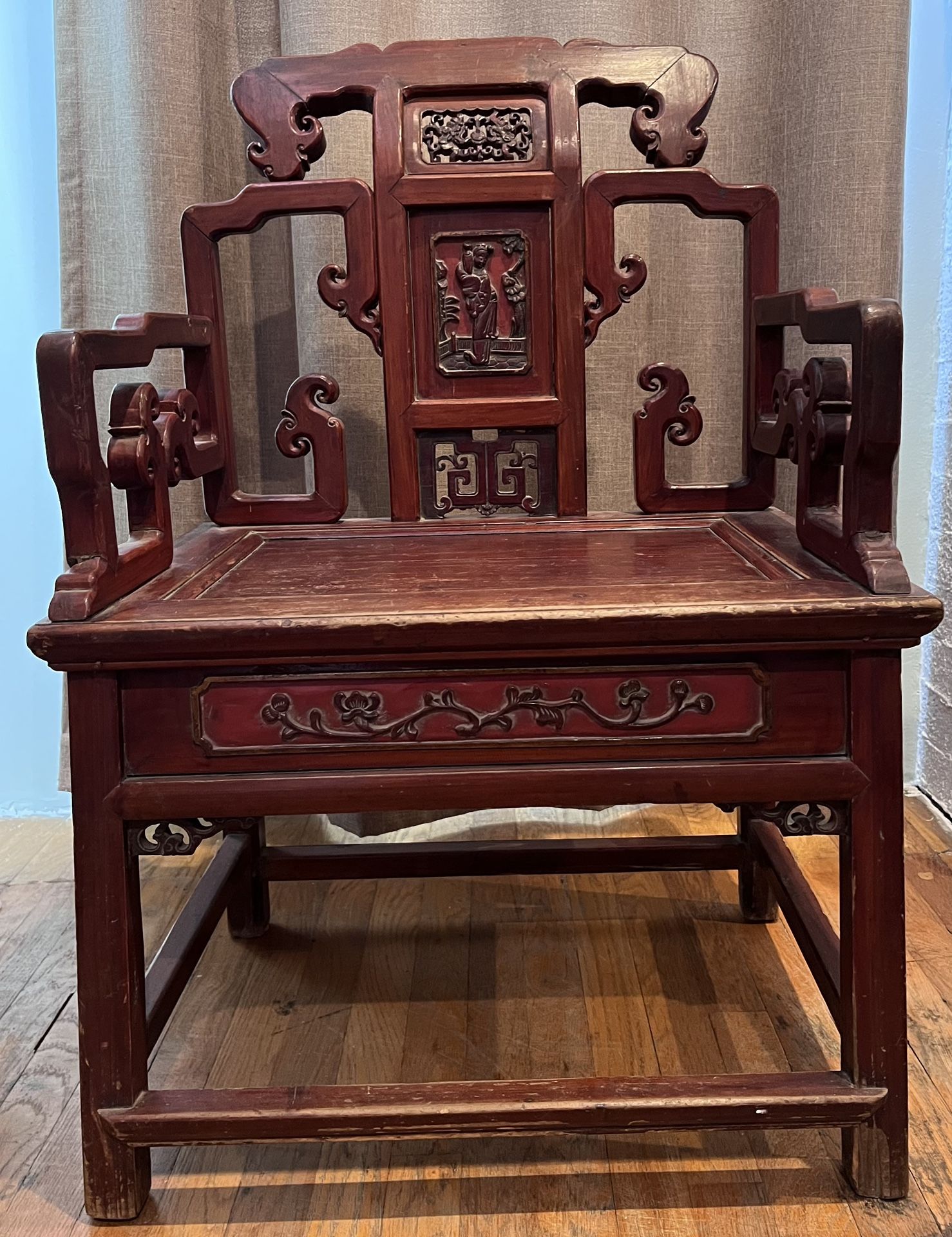 Antique Chinese Carved Chair
