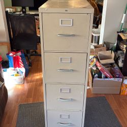 FREE File Cabinet Metal 4 Drawers 