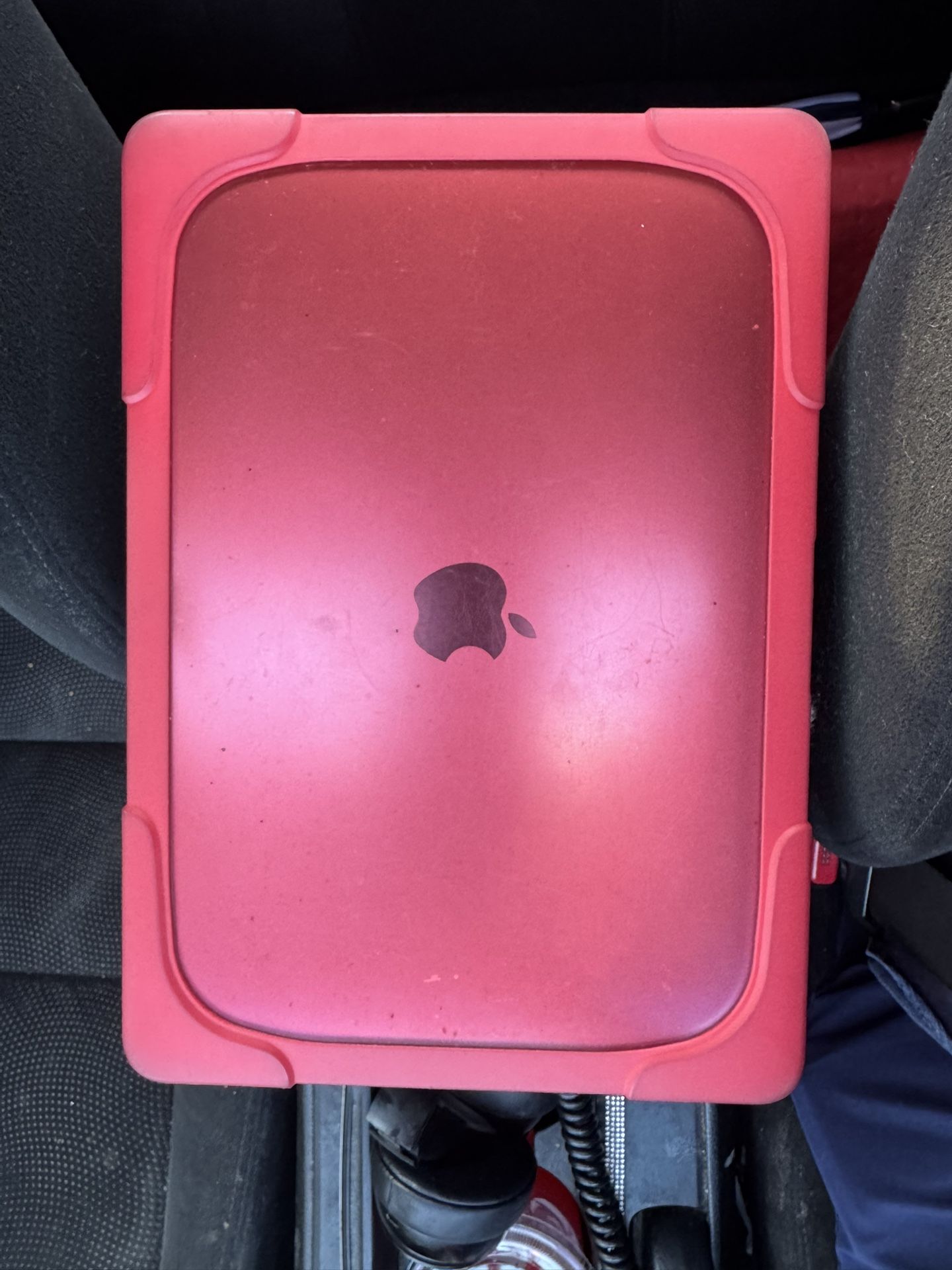 Macbook Air w/ case