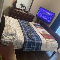 Queen bedroom Set