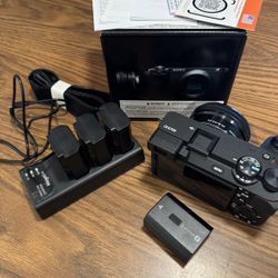 Sony Alpha a6400 24.2MP 16-50mm Lens Mirrorless Digital Camera - Black.