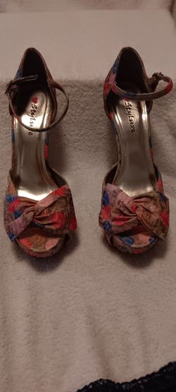 STYLUXE - Size 9  High Heel