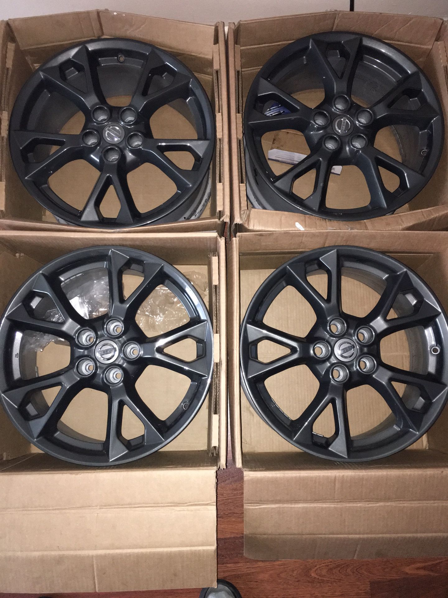 2009-2014 Nissan Maxima 18in charcoal alloy rims