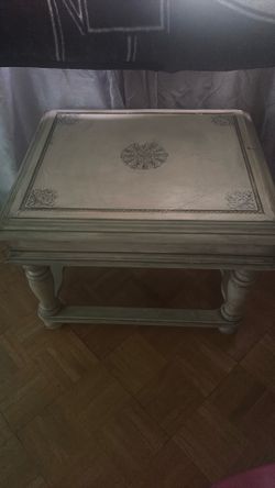 Table small end