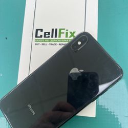 Unlocked Iphone XS MAX clean like new with charger and warranty! Welcome 