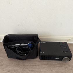 Projector Brand Acer For Films or Office