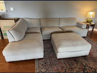 Sectional Couch For Sale! Delivery And Installation Available!