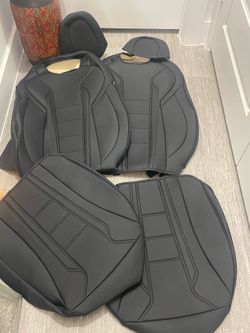 TESLA Y  FREESOO PREMIUM LEATHER SEAT COVERS (BLACK) SET “NEW”