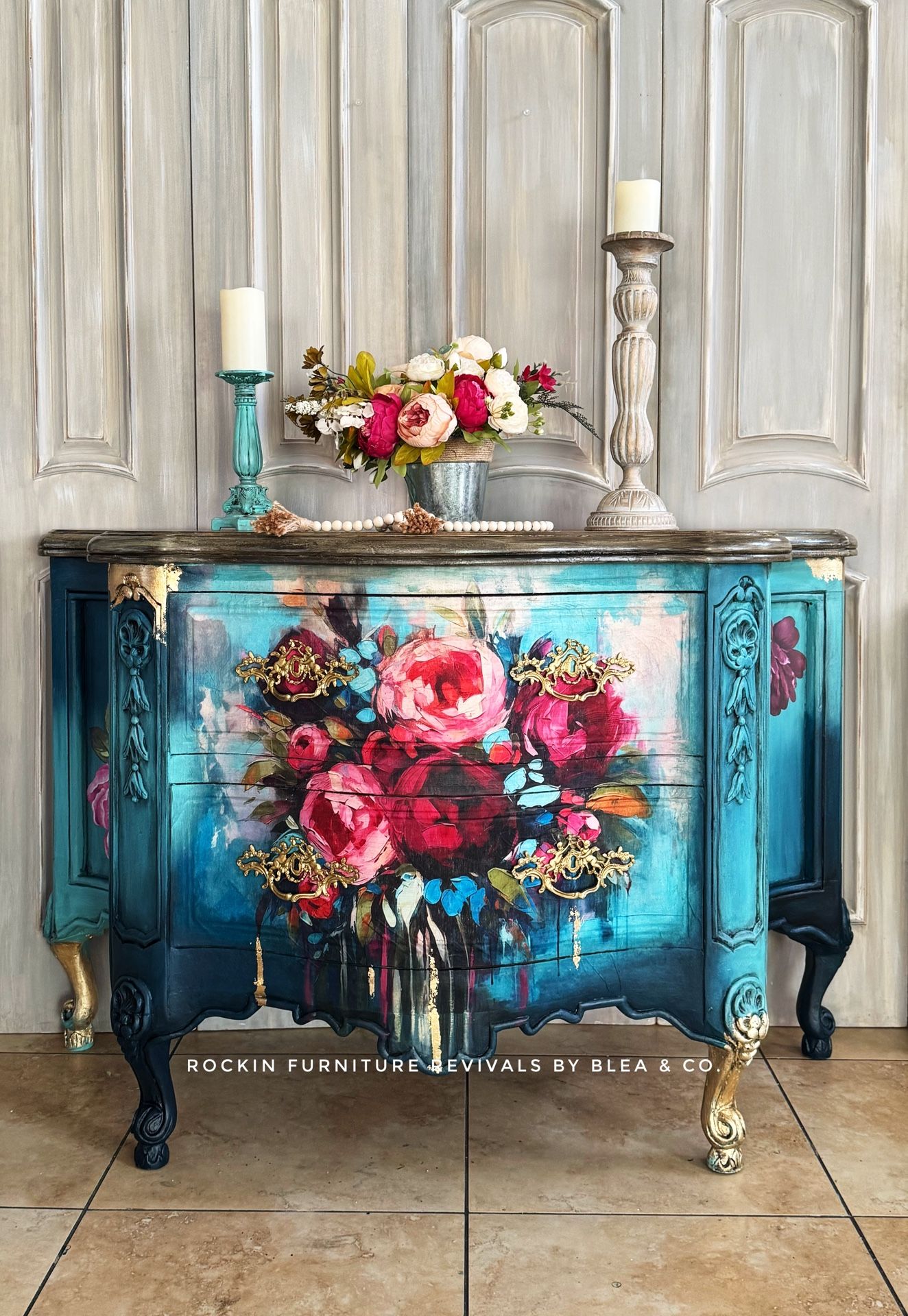 Table / Console