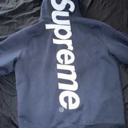 Supreme Hoodie