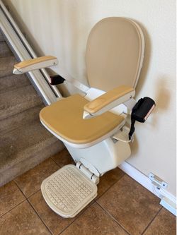 Stair Chair Acorn brand