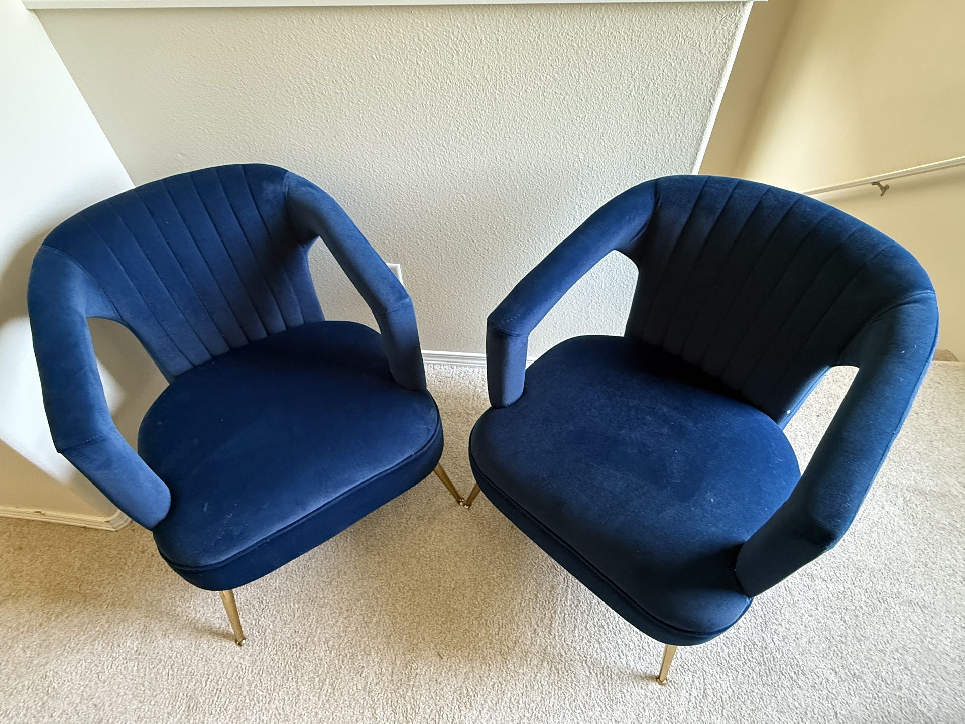Velvet Blue Chair