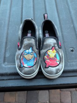 Avengers toddler slip on shoes - size 10