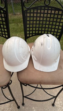 3M hard hats