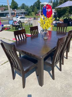 Dinning room table set