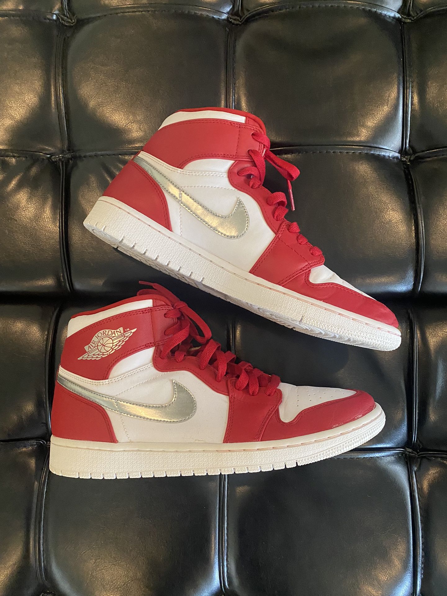 Jordan 1 High Silver Medal