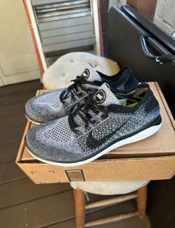 Nike Free RN Flyknit 2018 Women's Running Shoes Size 10