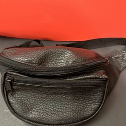 Black Leather Fanny Pack 