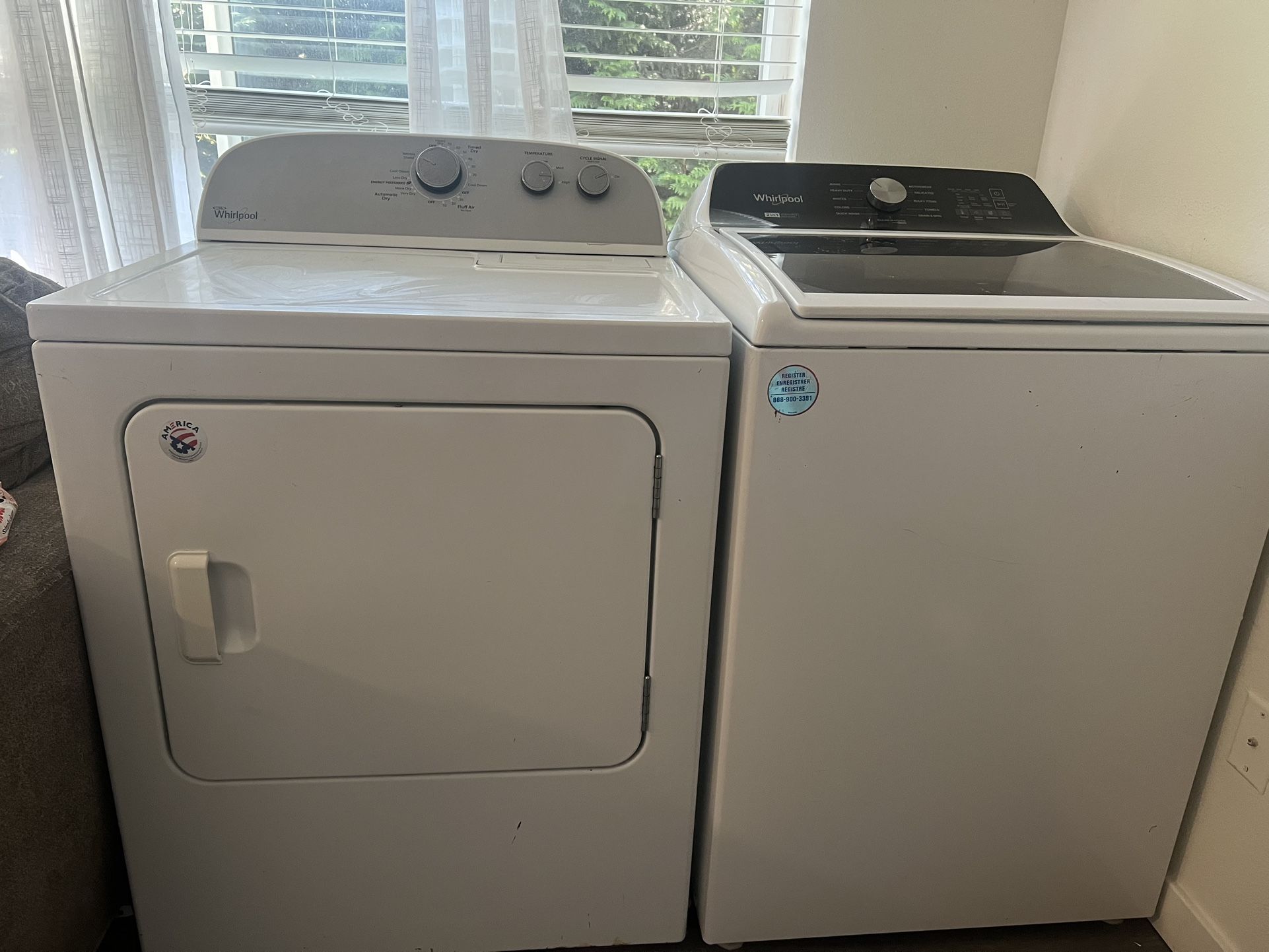 Whirlpool Washer 2 In 1 And a Electric Whirlpool Dryer 