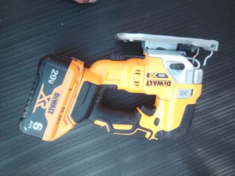 DEWALT 20V XR Cordless Jig Saw with 6Ah Battery