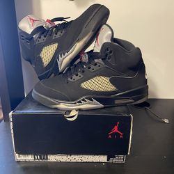 Jordan 5 Metallic 