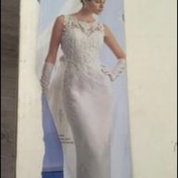 DRASTICALLY REDUCED AGAIN—Gloria Vanderbilt Wedding Gown & Vail—WAS $325