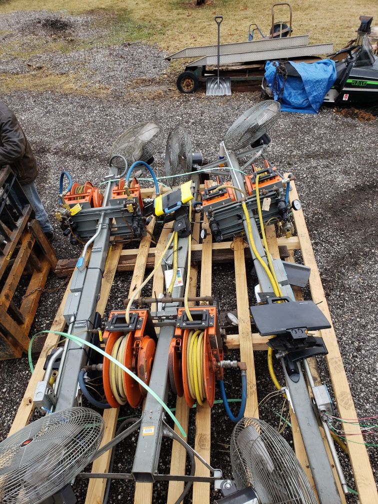 Air hose reels