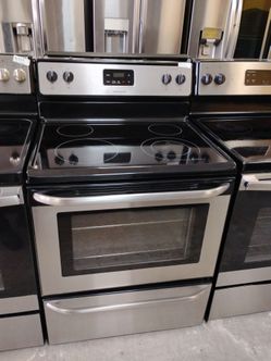 Estufa electrica gris FRIGIDAIRE