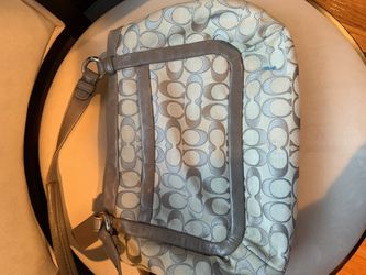 Brand new Coach Purse 100% authentic Color Grey