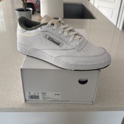 JJJJound Reebok Club C White Olive Size 9 New 