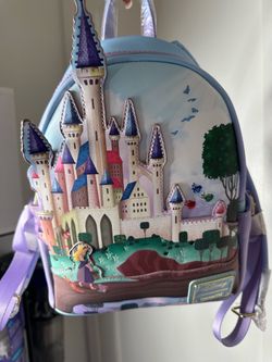DISNEY LOUNGE FLY BACKPACK