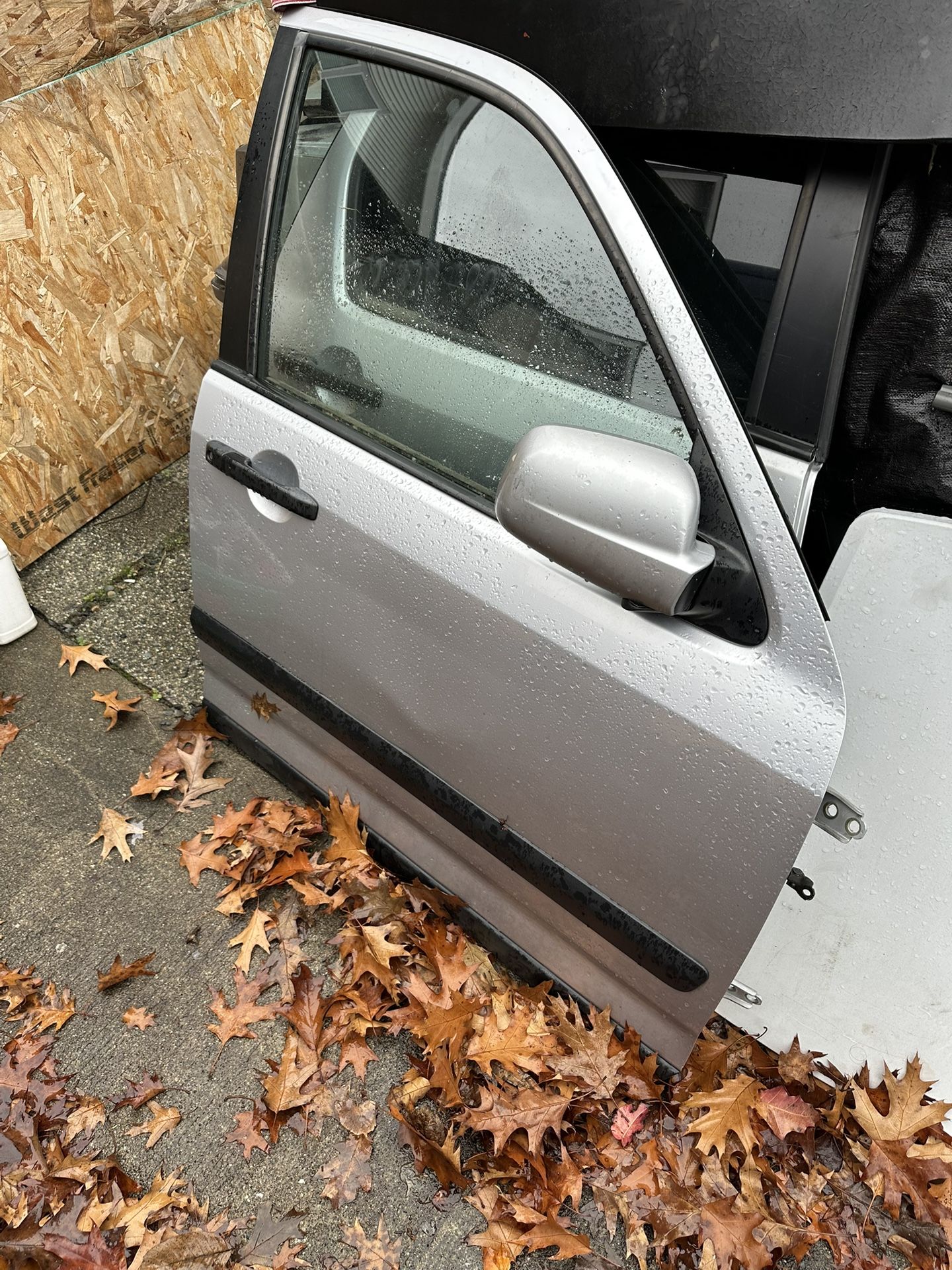 2002-2006 2004 Honda Crv Cr-v Passenger Doors Silver