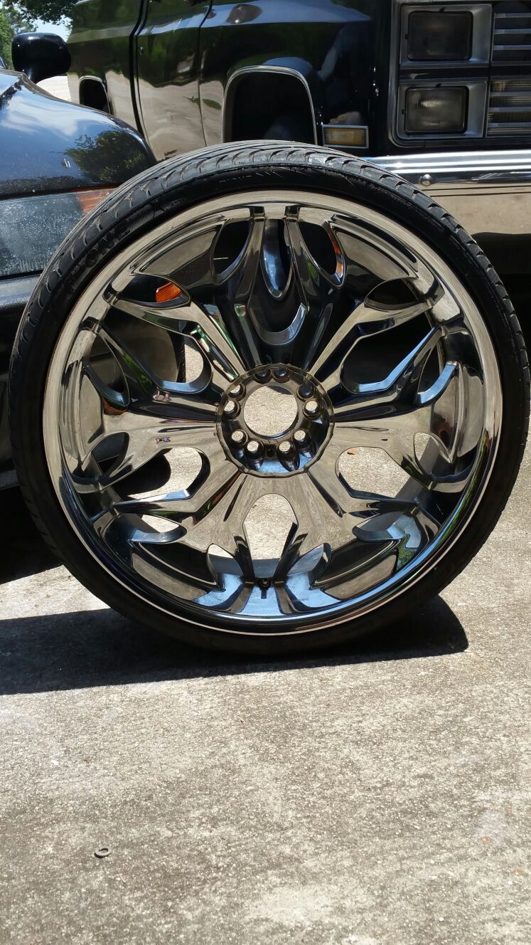 (1) Chrome Akuza Reaper 22 Inch Wheel