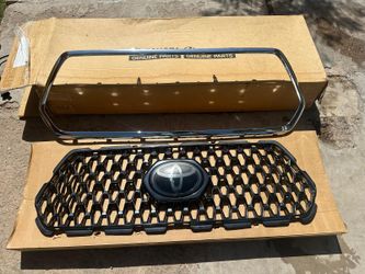 Toyota Tacoma Front Grill Set