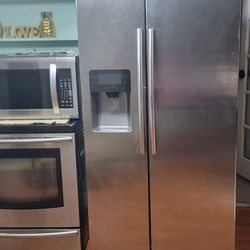 Samsung refrigerator microwave stove Set