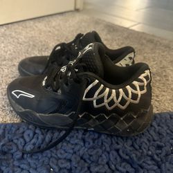 Kids Basketball Shoes 