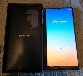 Green Unlocked Samsung S23 Ultra 256 GB - CRACKED SCREEN