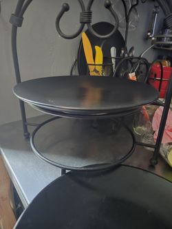 Double Tier Buffet Display  With 4 Plates