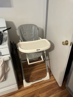 Baby high chair great condition