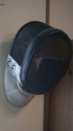 Fencing helmet