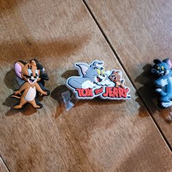 Lot Of 3 Tom And Jerry Shoe Charms 