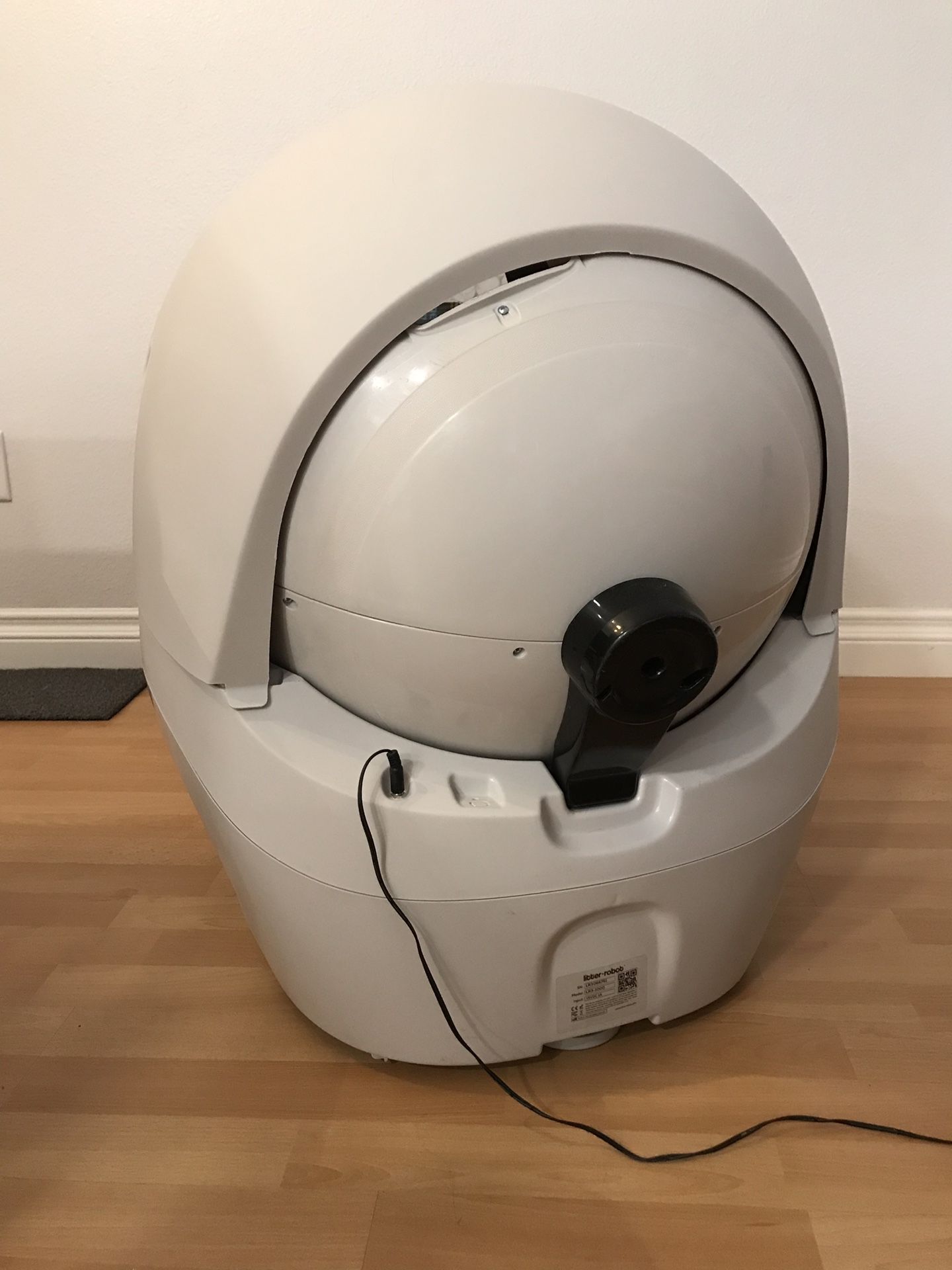 LitterRobot Open Air III LR31000 SelfCleaning Litter Box + WiFi Con